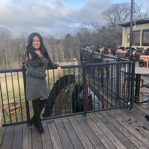 Meet your Posher, Bria